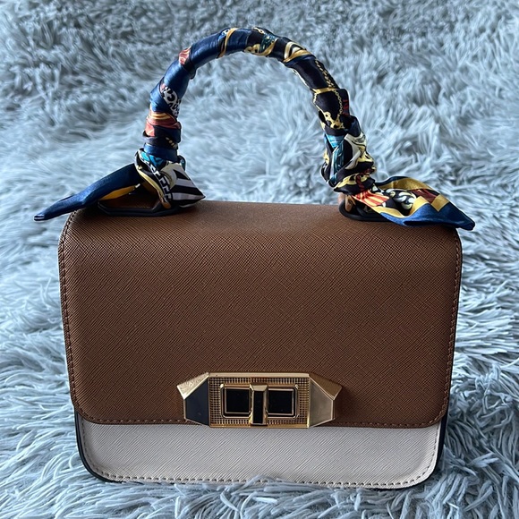 Handbags - Trade only ALDO very cute crossbody bag.